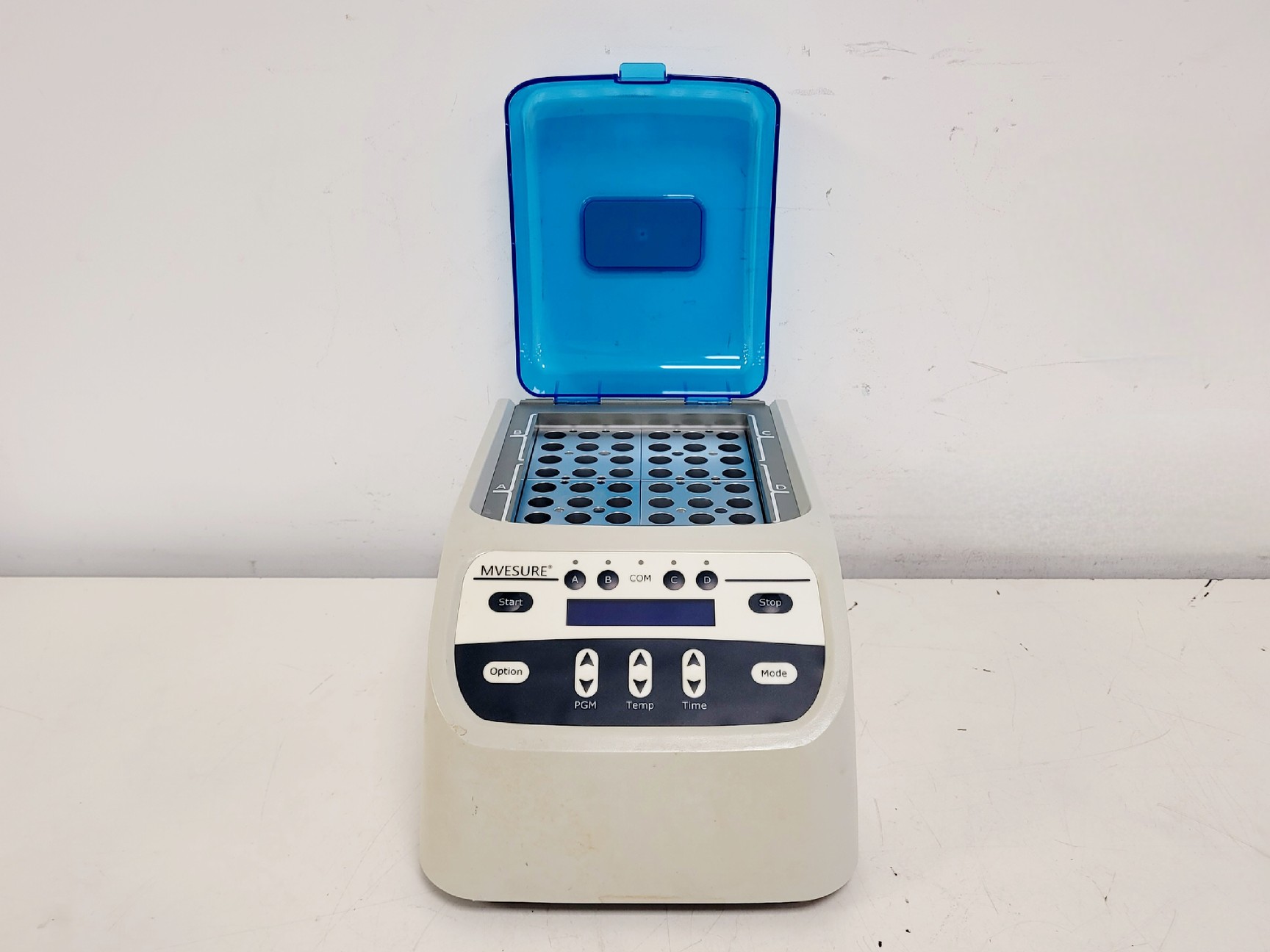 Image of Scottech Medical MVESURE MVS-200 Dry Block Heater