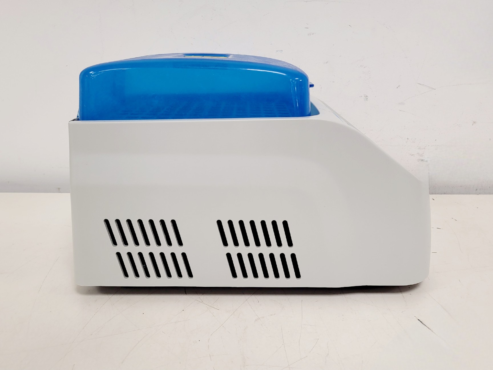 Image of Scottech Medical MVESURE MVS-200 Dry Block Heater
