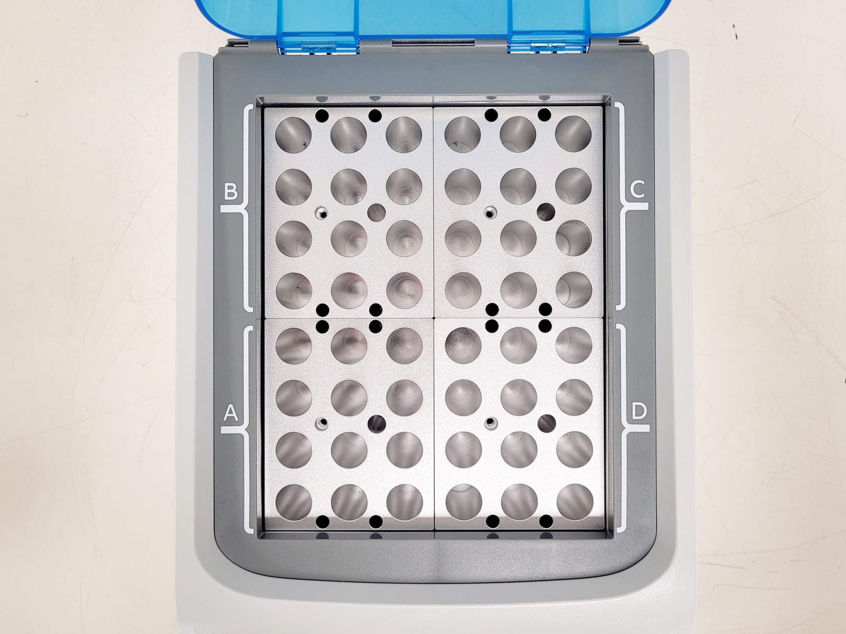 Image of Scottech Medical MVESURE MVS-200 Dry Block Heater