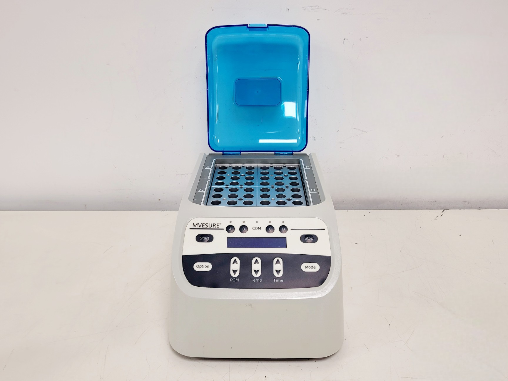 Image of Scottech Medical MVESURE MVS-200 Dry Block Heater