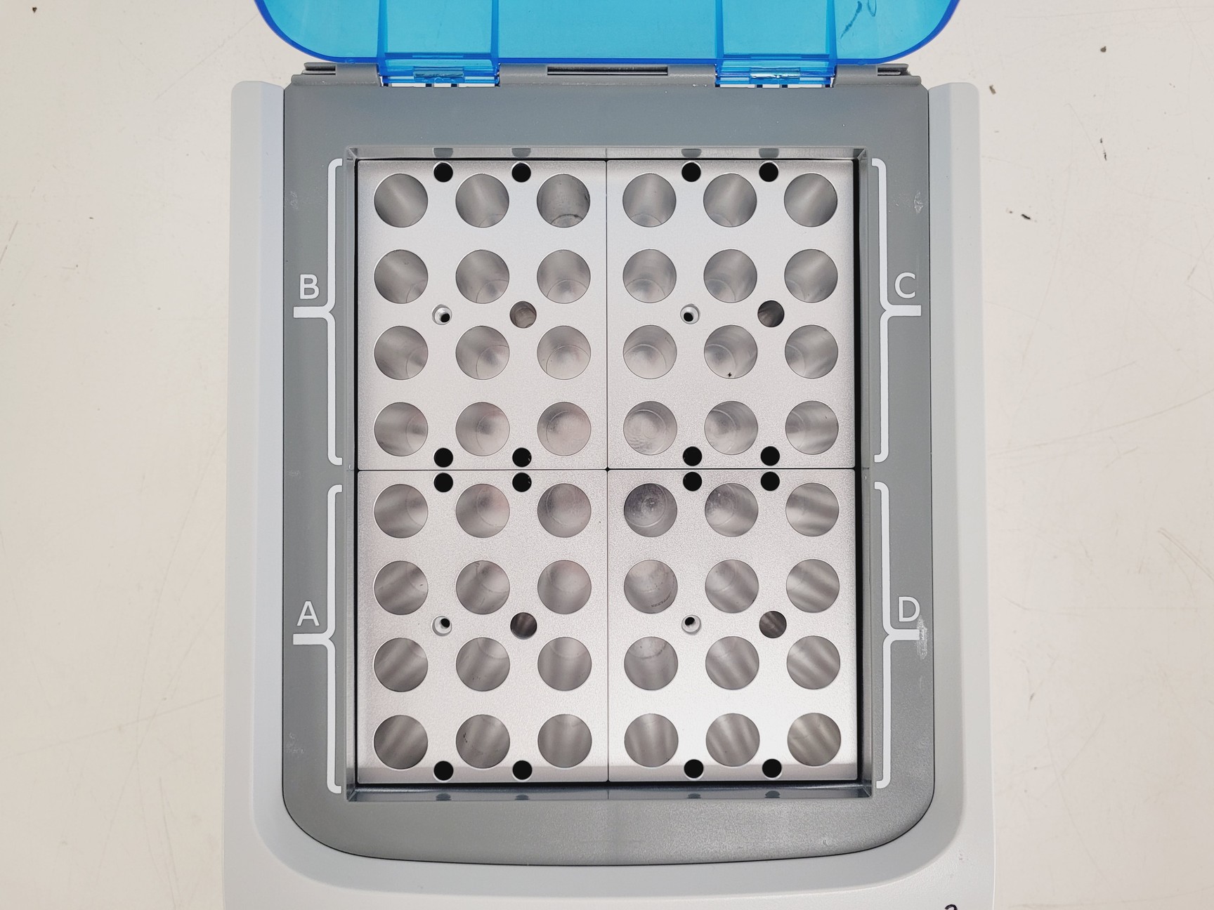 Image of Scottech Medical MVESURE MVS-200 Dry Block Heater