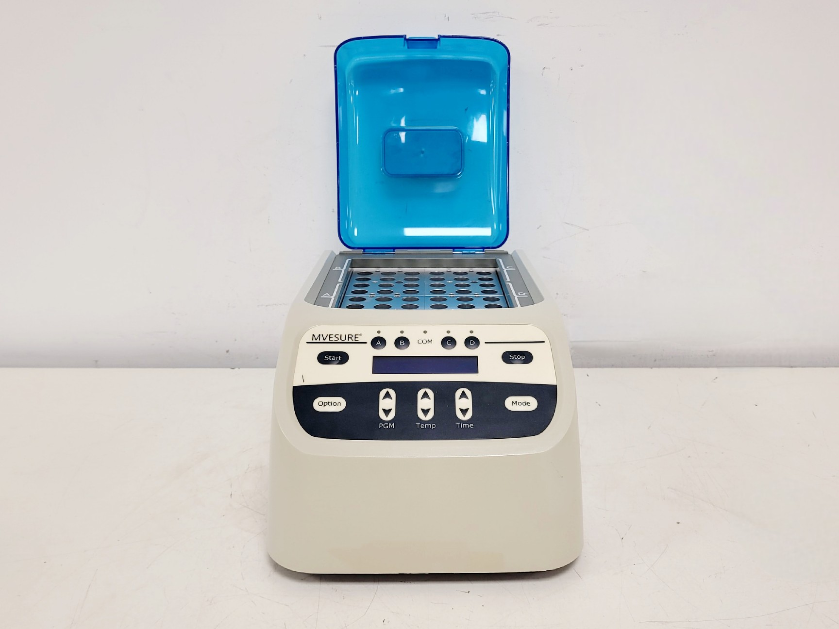 Image of Scottech Medical MVESURE MVS-200 Dry Block Heater