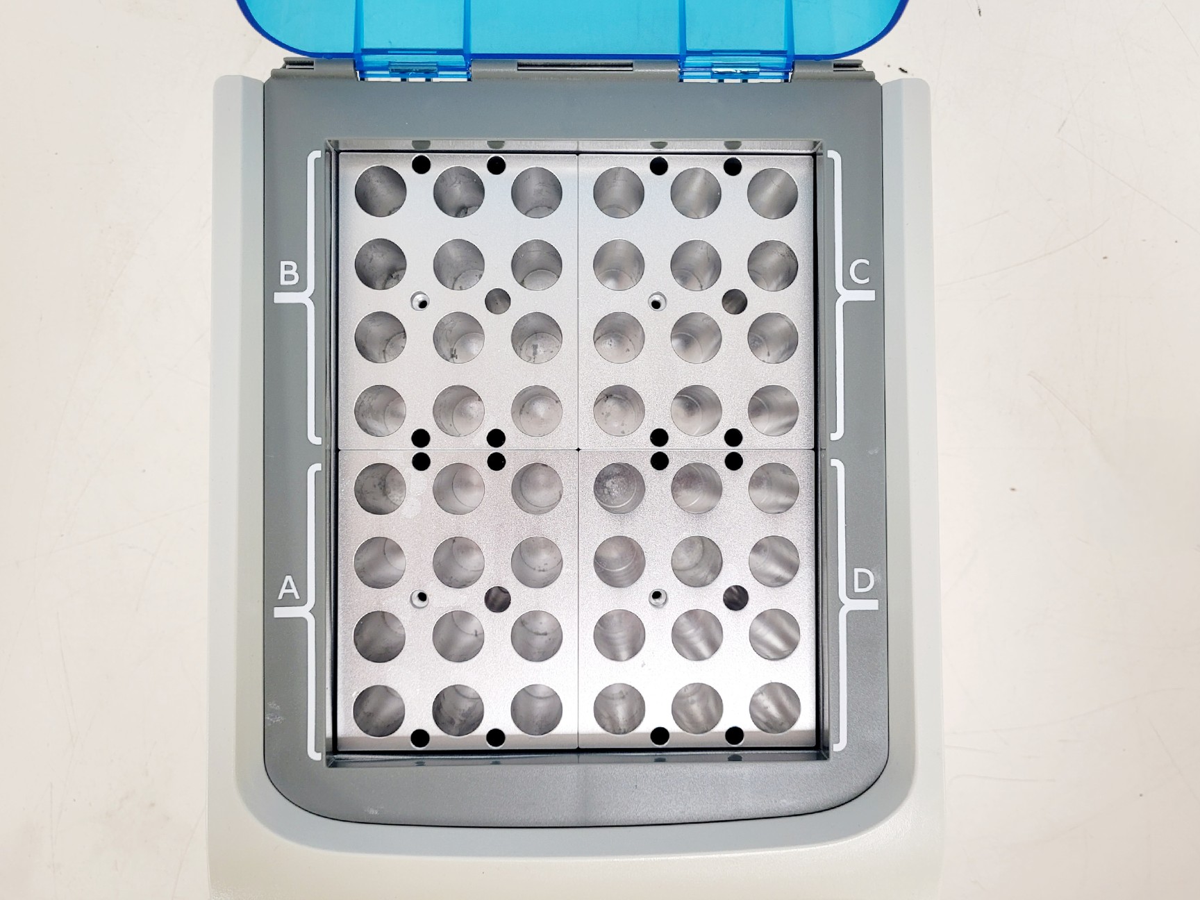 Image of Scottech Medical MVESURE MVS-200 Dry Block Heater