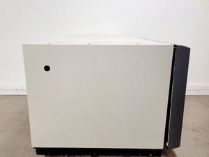 Thumbnail image of New Brunswick Innova 44 Incubator Shaker