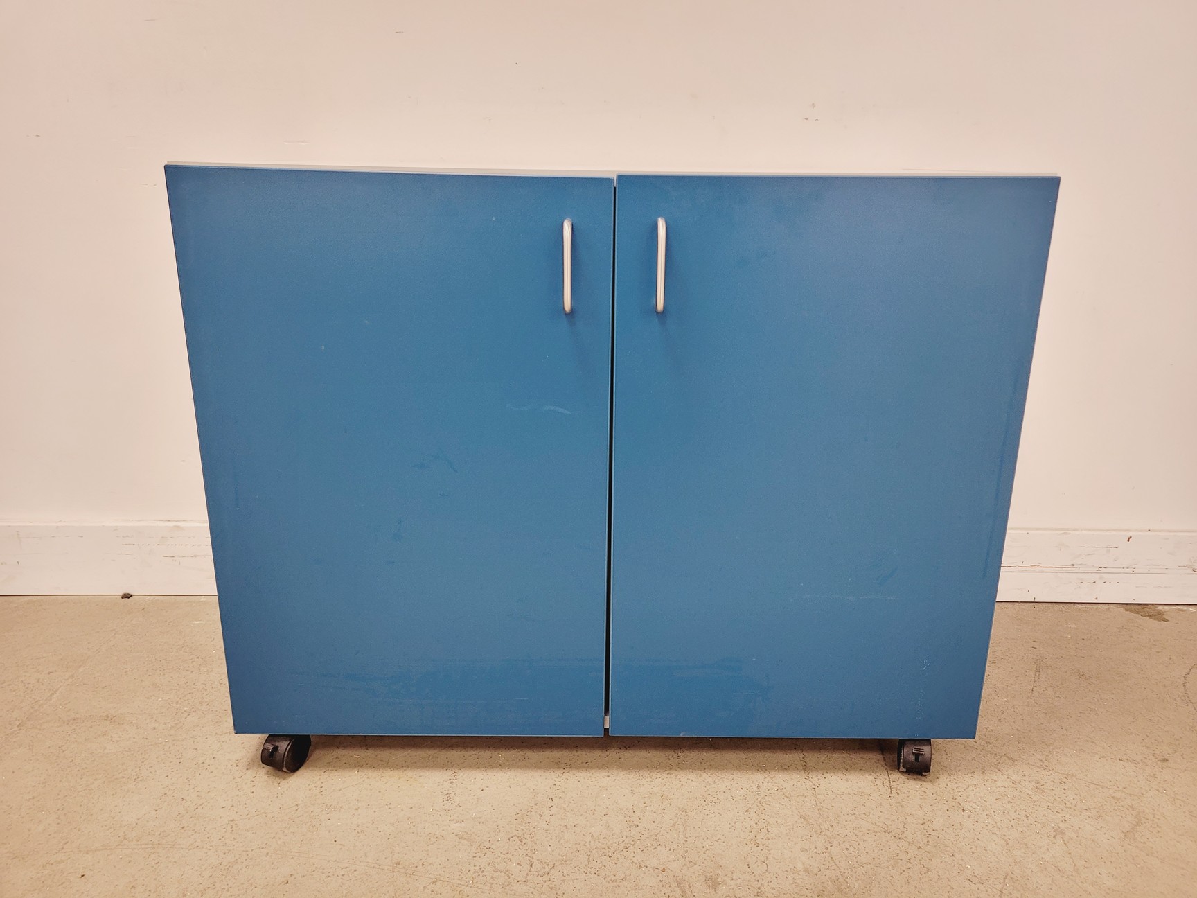 Image of Lot of 4 x Laboratory Cupboards