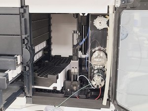 Thumbnail image of Agilent 1260 Infinity II HPLC System, G7111A, G7167A, G7116A, G7115A Lab