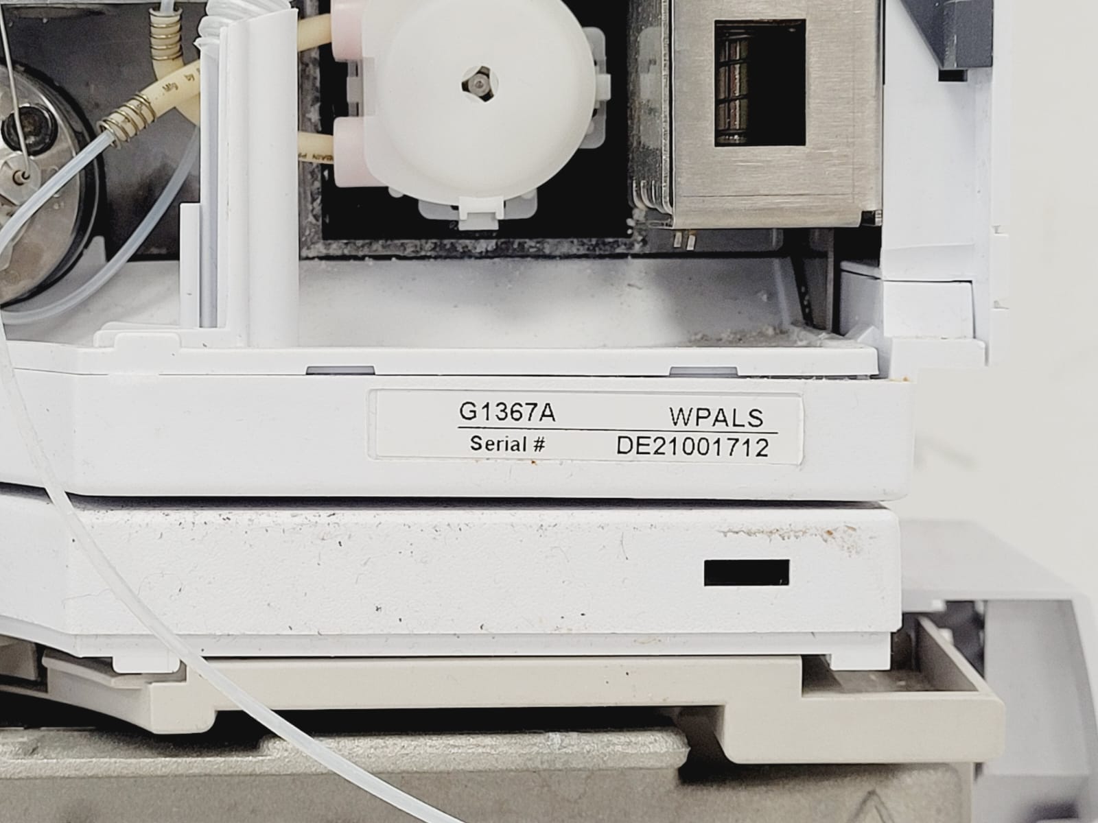 Image of Agilent 1200 Series HPLC System G1316B, G1367A, G1311-89010 & G1322A Lab