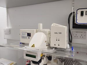 Thumbnail image of Zeiss Axiovert 200M Confocal Microscope System with LSM510 META & Multi-Laser