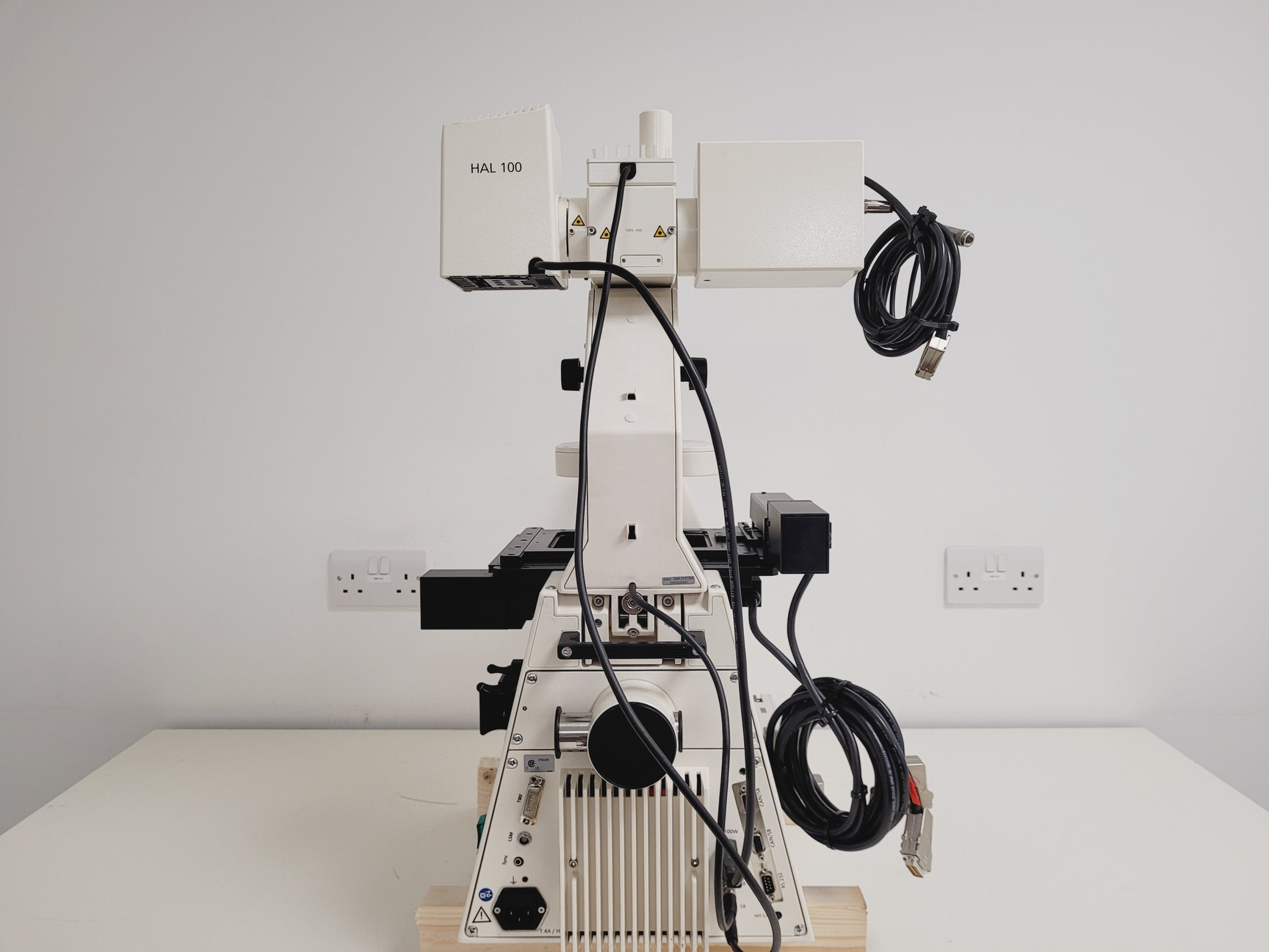 Image of Zeiss Axiovert 200M Confocal Microscope System with LSM510 META & Multi-Laser