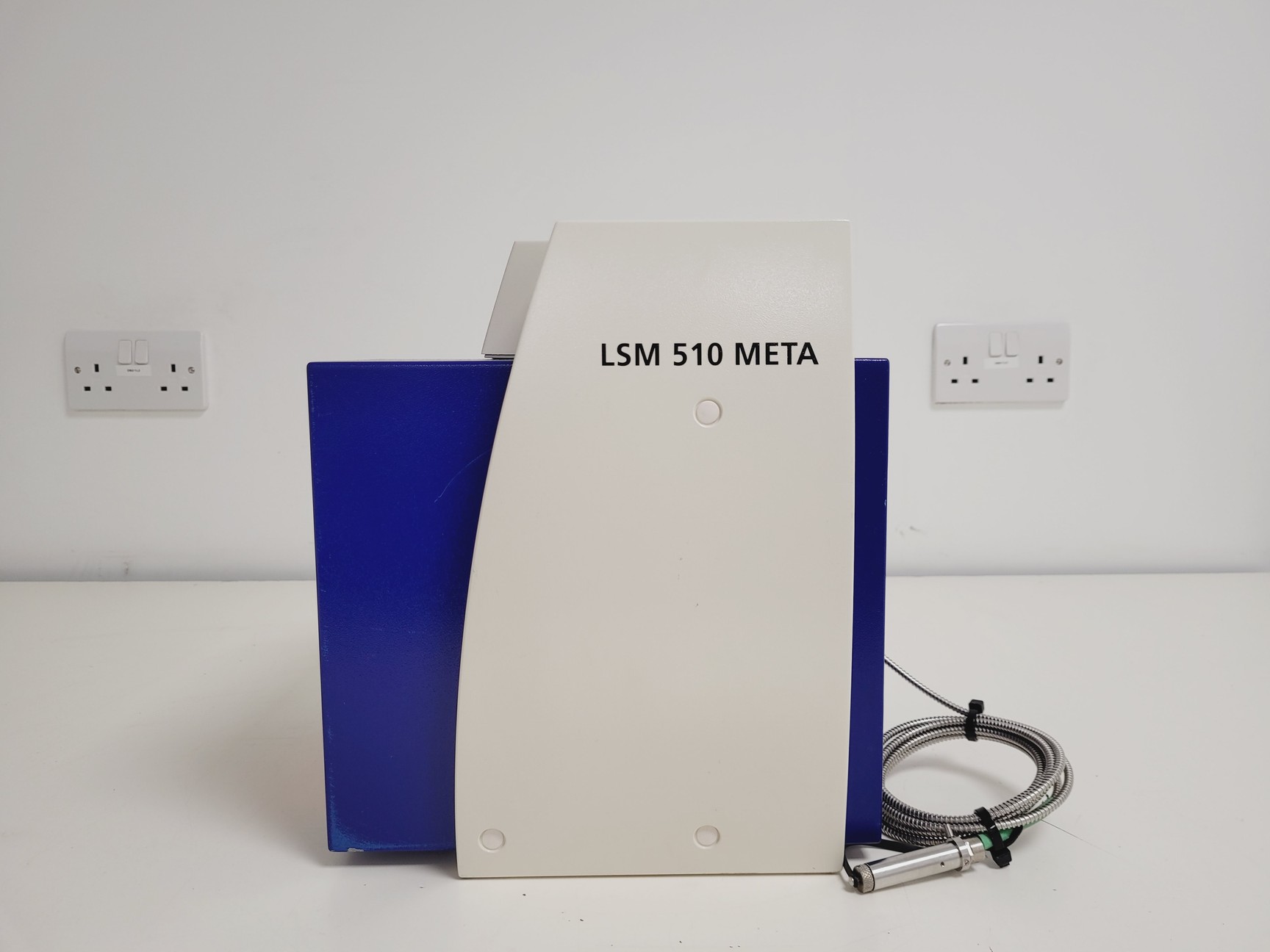 Image of Zeiss Axiovert 200M Confocal Microscope System with LSM510 META & Multi-Laser