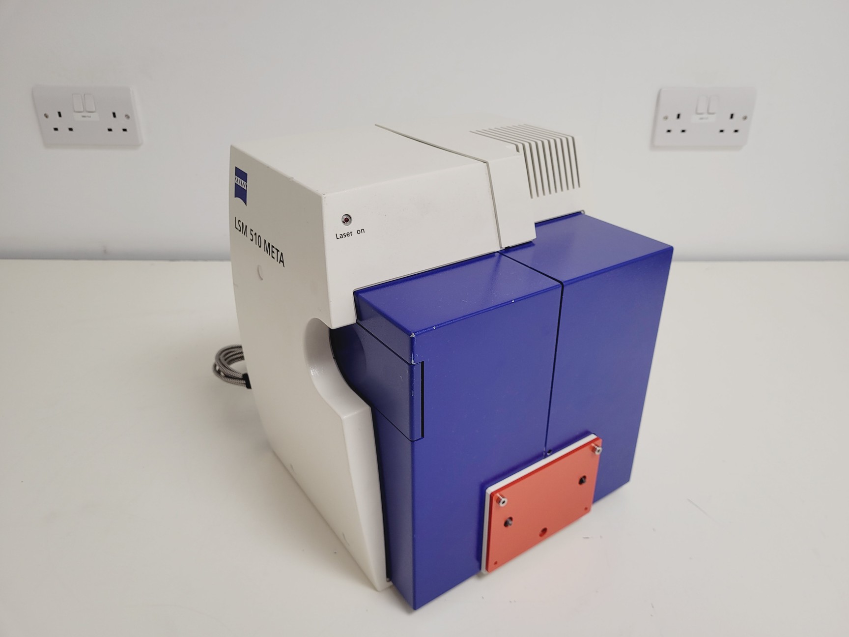 Image of Zeiss Axiovert 200M Confocal Microscope System with LSM510 META & Multi-Laser