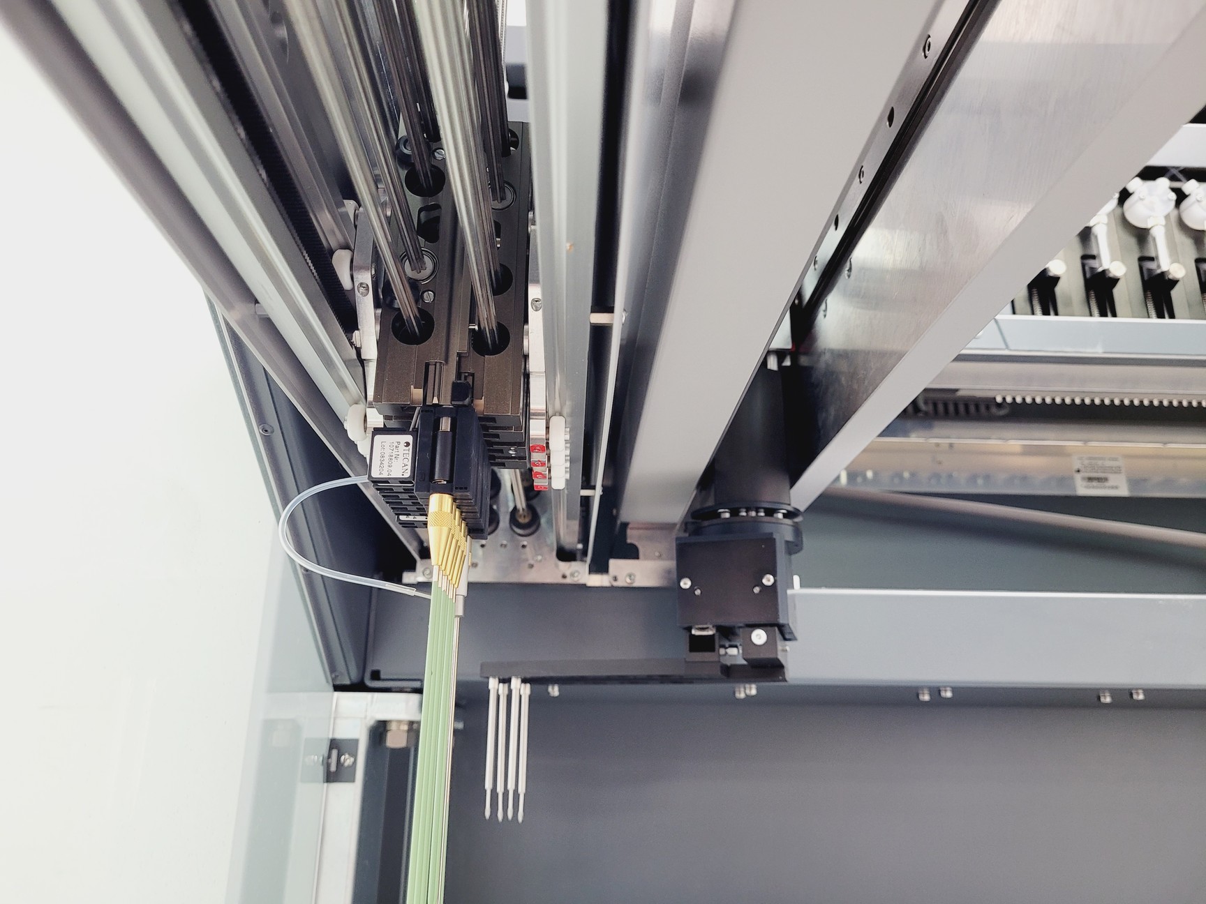Image of Tecan Freedom Evo-2 150 Base Liquid Handler System w/ LiHa-8 Head Lab