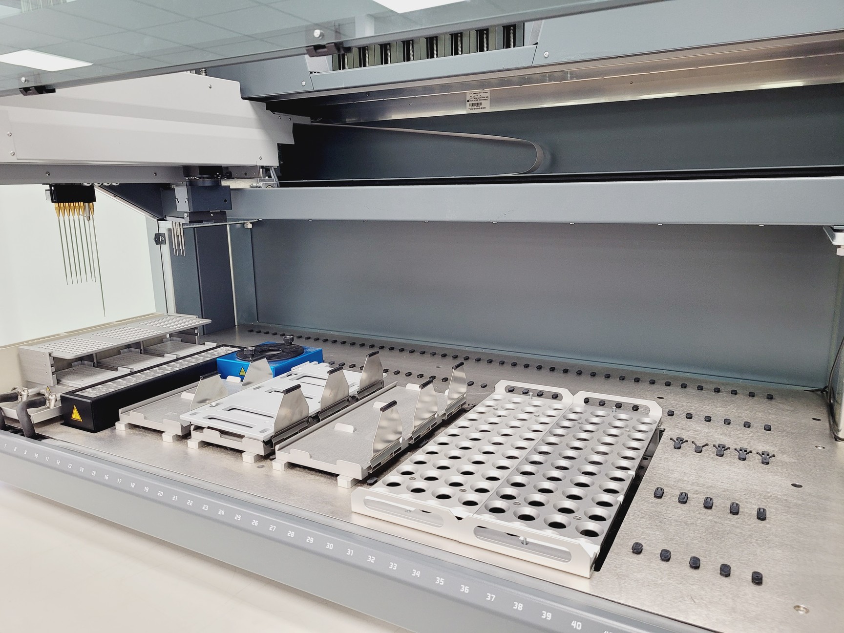 Image of Tecan Freedom Evo-2 150 Base Liquid Handler System w/ LiHa-8 Head Lab