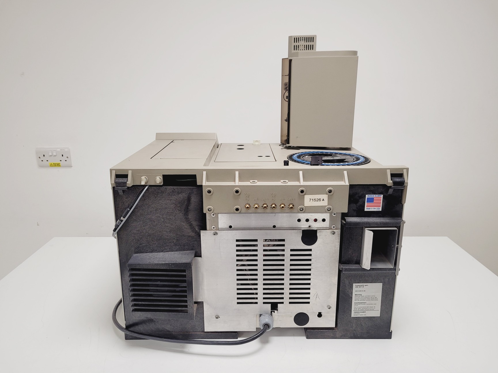 Image of Perkin Elmer AutoSystem GC Arnel GC-MS Gas Chromatography System w PC & Software