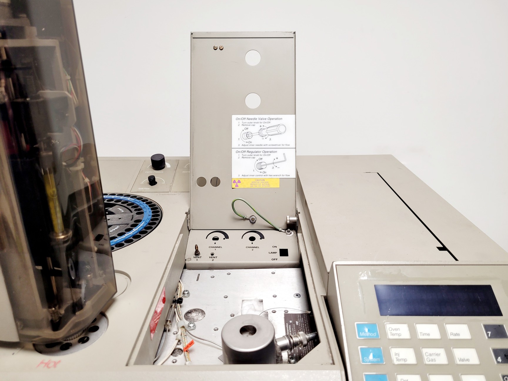 Image of Perkin Elmer AutoSystem GC Arnel GC-MS Gas Chromatography System w PC & Software