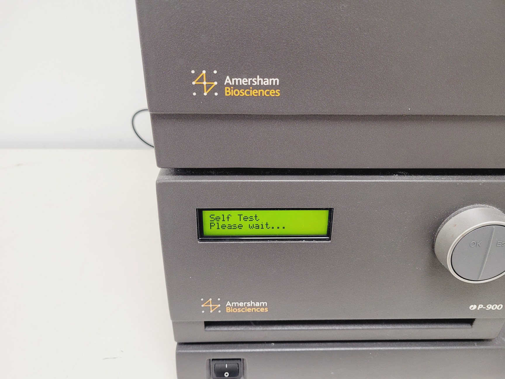 Image of Amersham Biosciences AKTA Purifier & Frac-950 Protein Purification System FPLC 