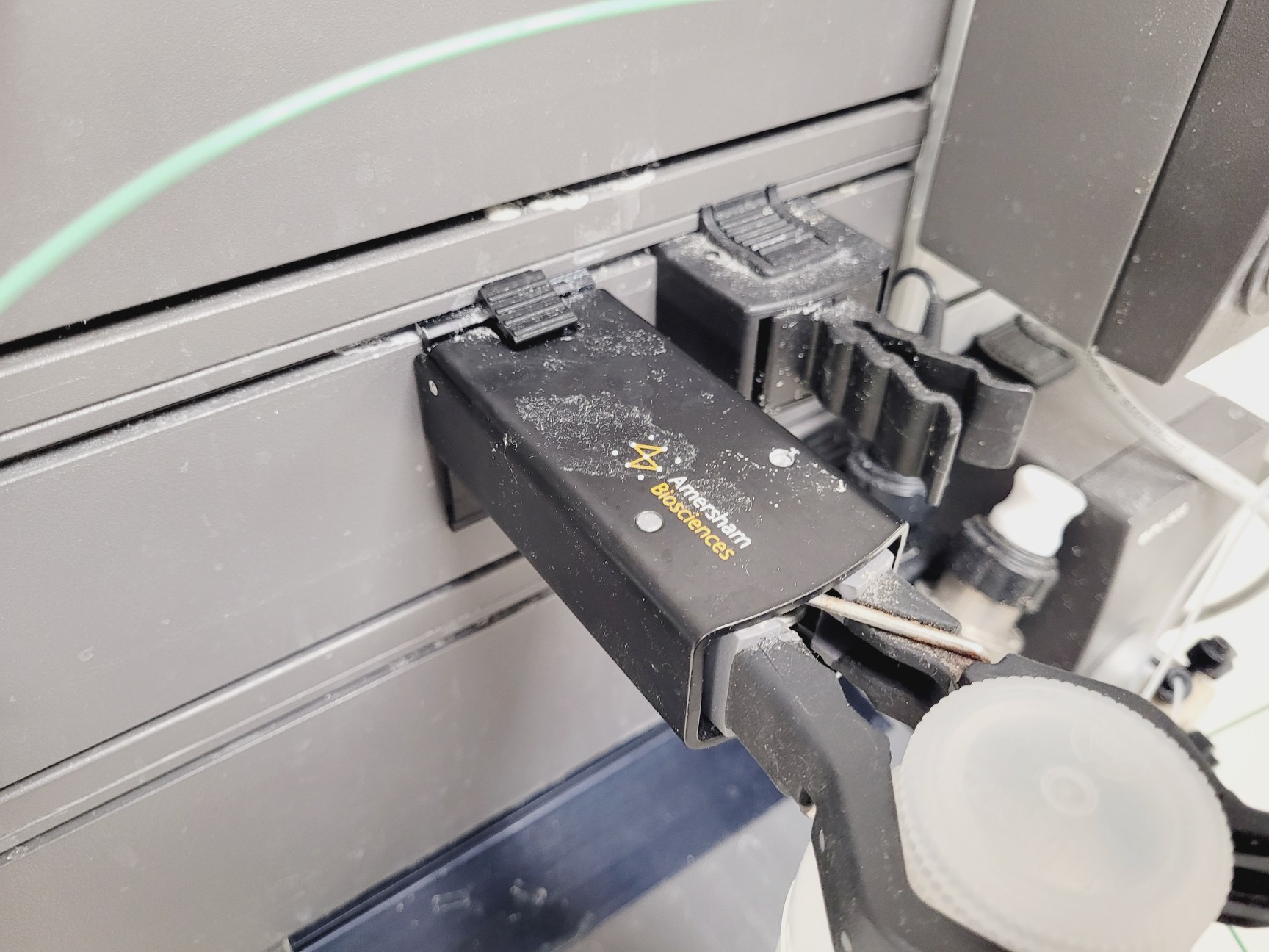 Image of Amersham Biosciences AKTA Purifier & Frac-950 Protein Purification System FPLC 
