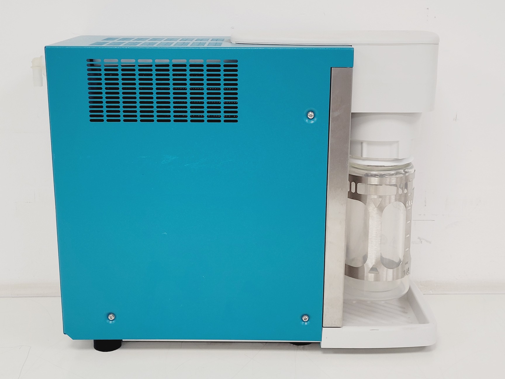 Image of GeneVac MiVac Quattro Concentrator & Pump System Lab