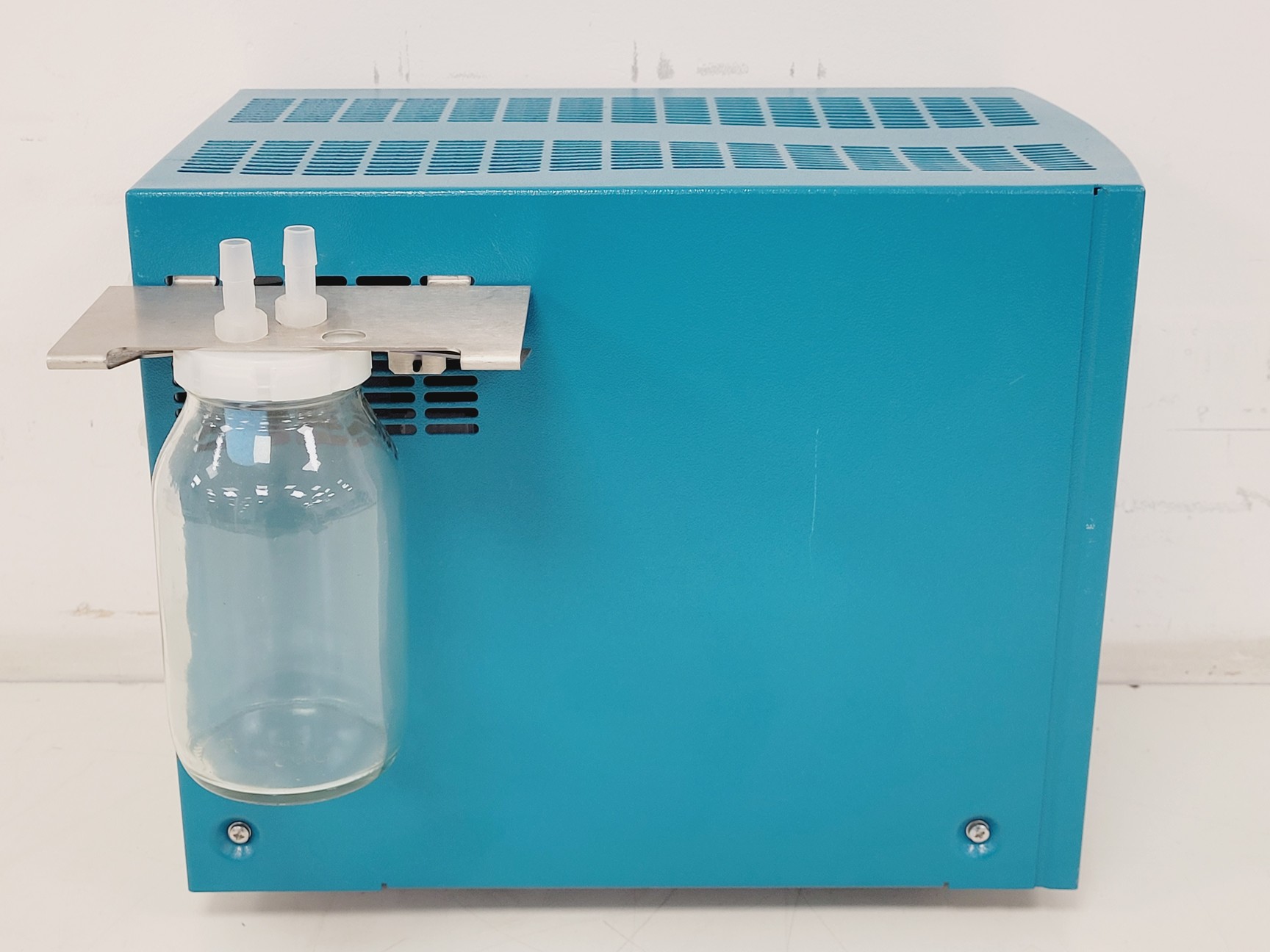 Image of GeneVac MiVac Quattro Concentrator & Pump System Lab