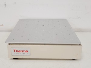Thumbnail image of Thermo Scientific MaxQ 2000 CO2 Plus Shaking Table Lab