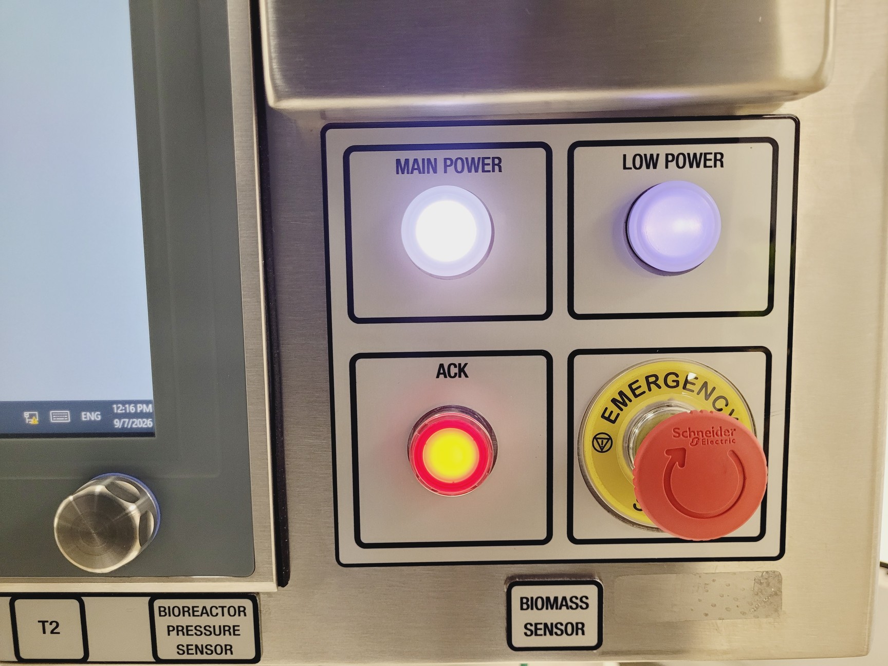 Image of Pall Life Sciences iCELLis 500 V1.5 Control System Lab
