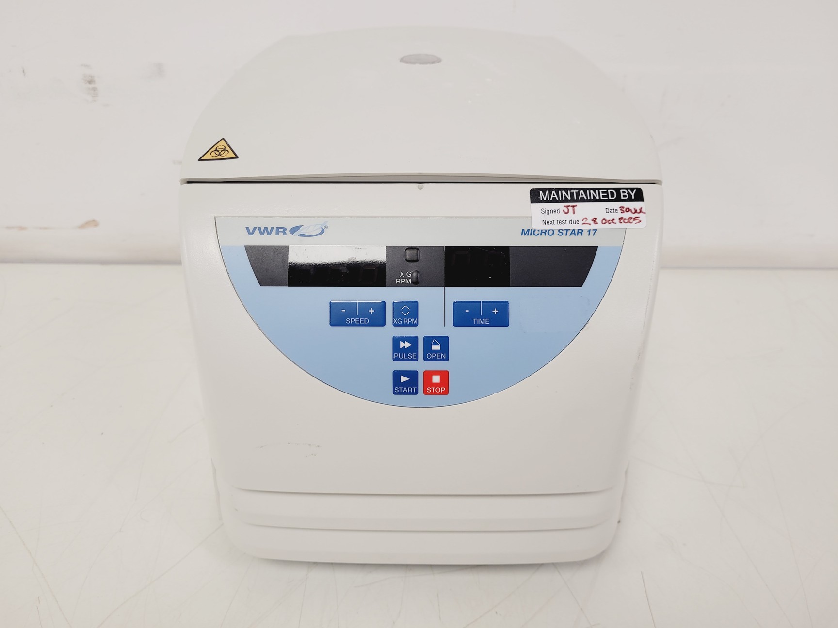 Image of VWR Microstar 17 Benchtop Centrifuge w/ Ch.500090 PP Rotor 14800 RPM Lab