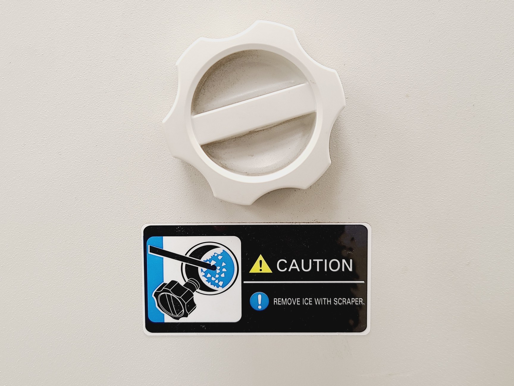 Image of Sanyo MDF-U76V Freezer