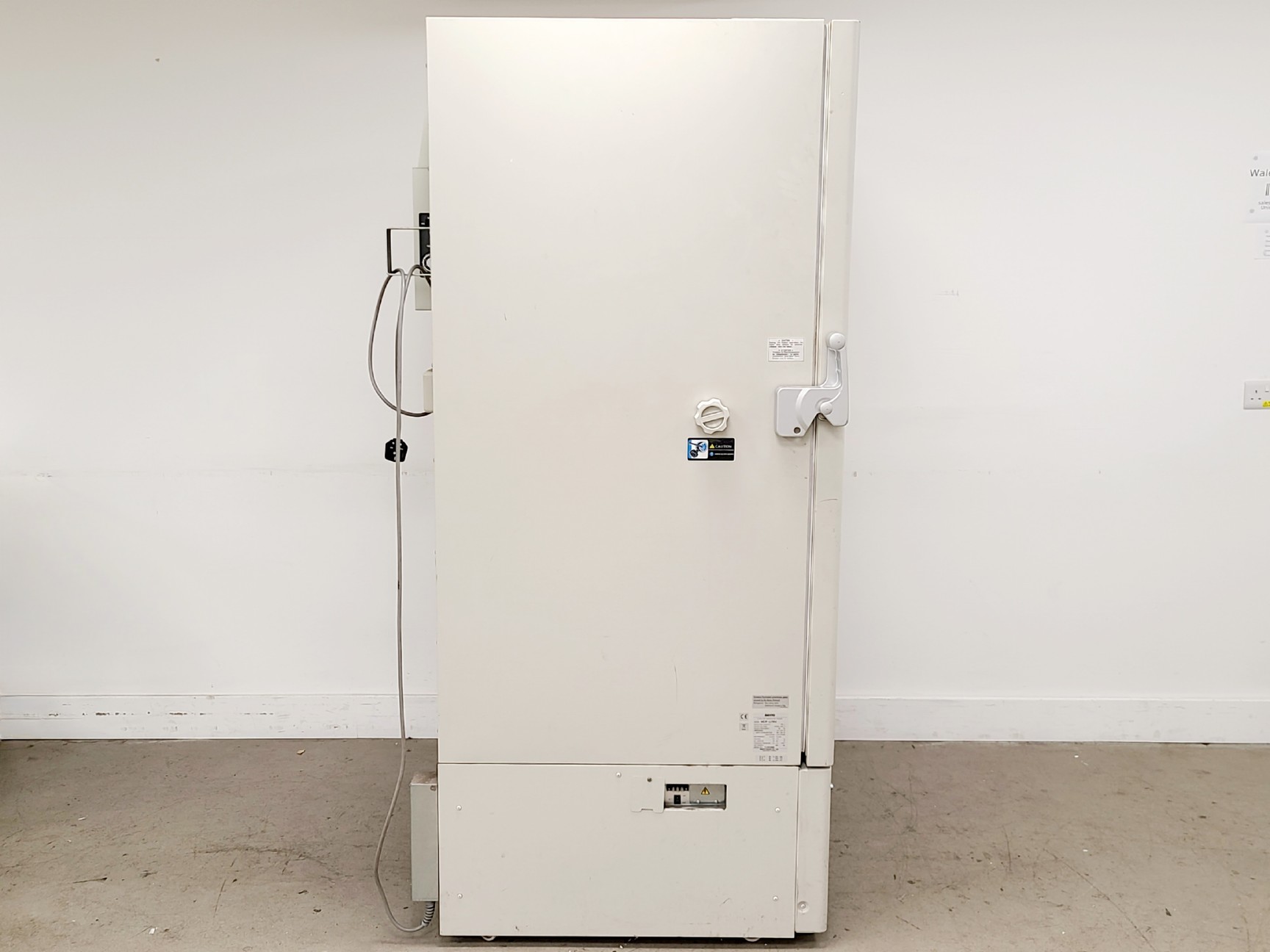 Image of Sanyo MDF-U76V Freezer