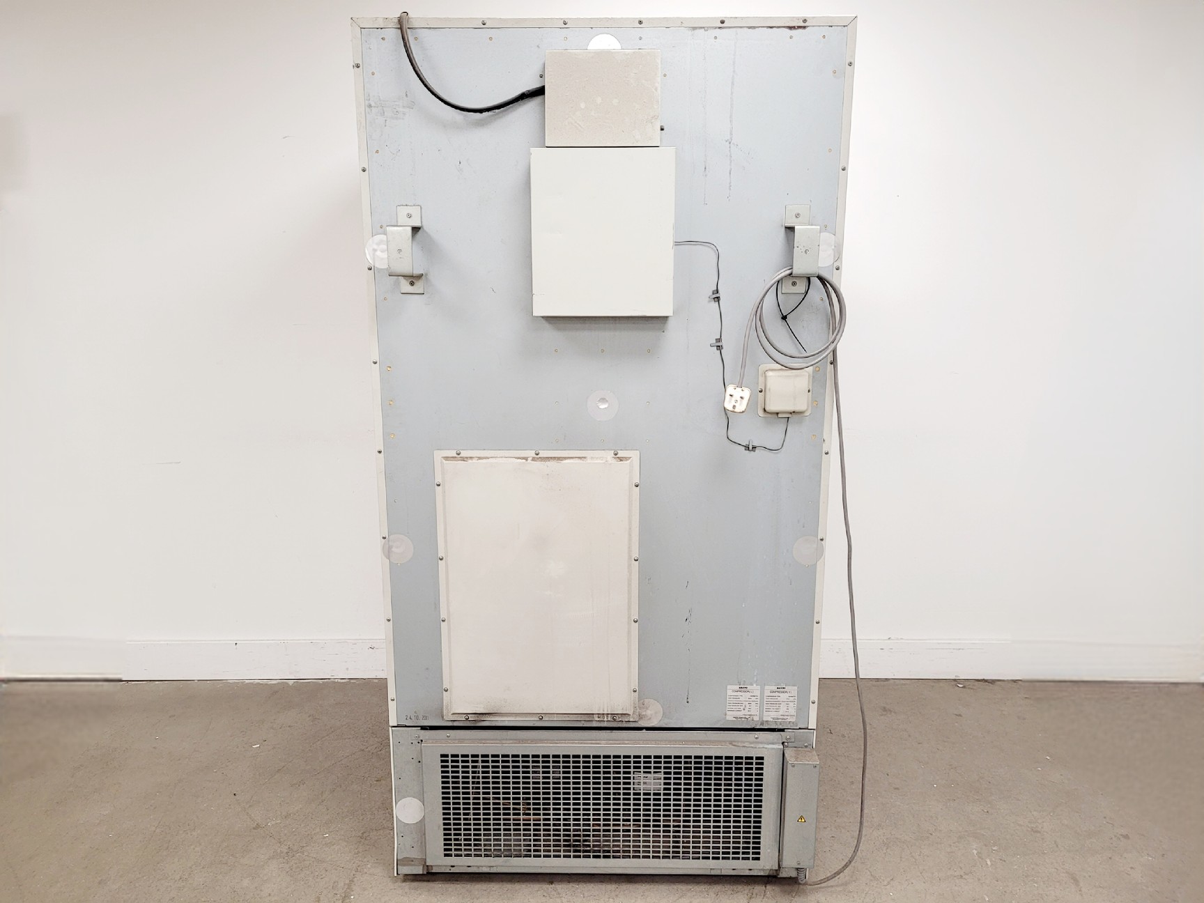 Image of Sanyo MDF-U76V Ultra Low Temp Freezer