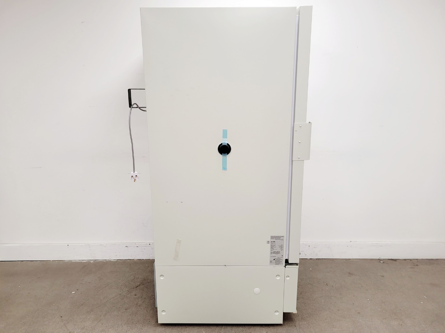 Image of PHCBI MIR-554-PE Cooled Incubator