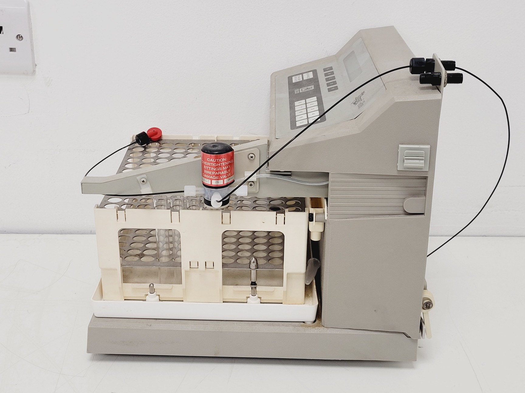 Image of Thermo Fisher Dionex HPLC System, ICS-3000, UVD 170U, FC-144,ICS-5000 