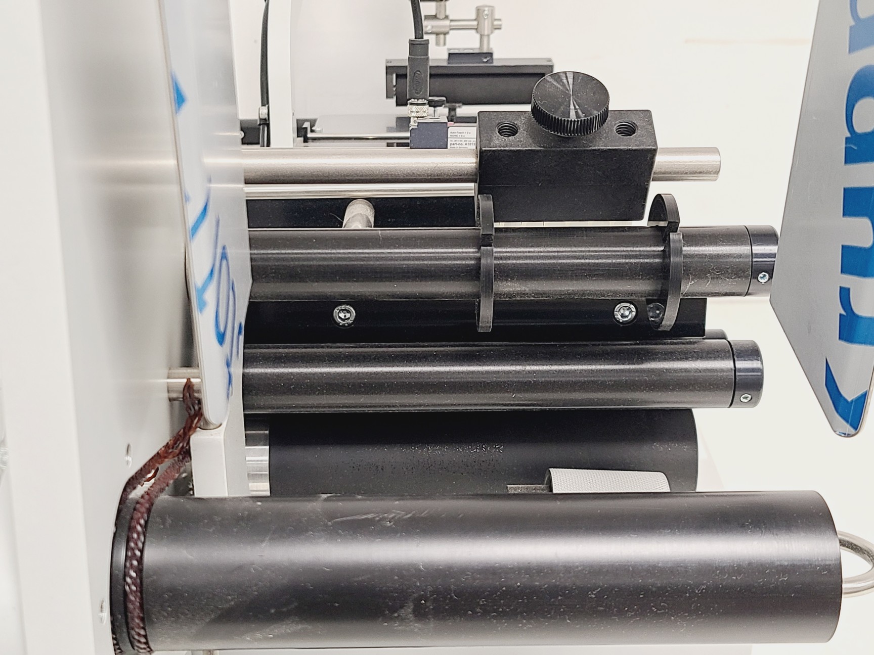 Image of Automatic Label Applier Multi-Roller Unit Model ALS4310MRU 