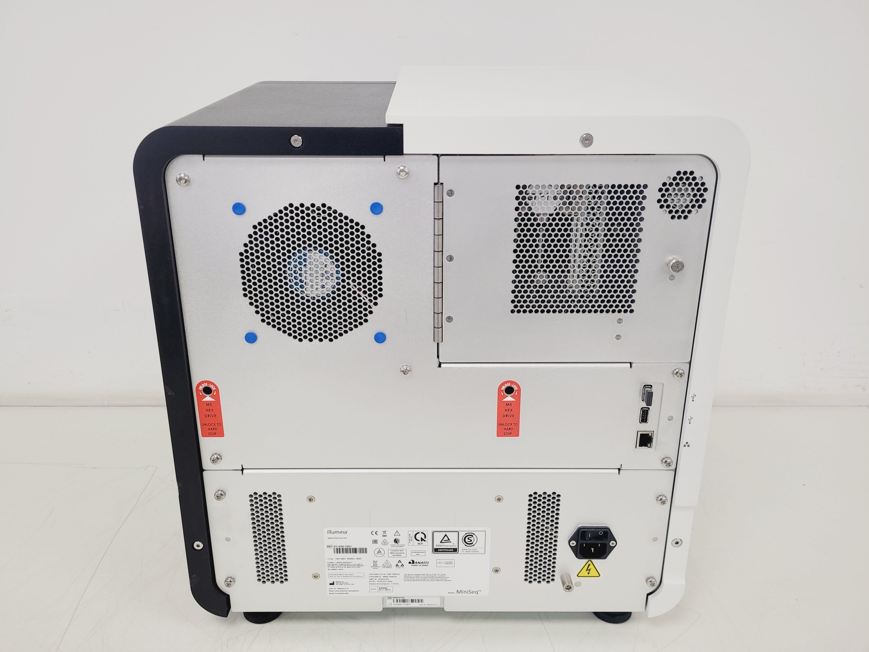Image of Illumina MiniSeq DNA Sequencer Lab