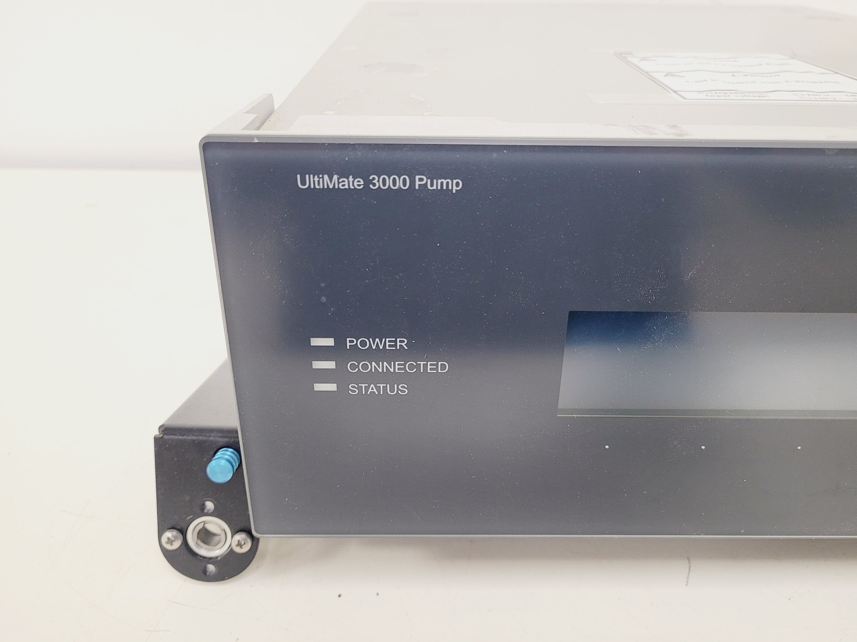 Image of Dionex UltiMate 3000 HPG-3200P HPLC Module Lab