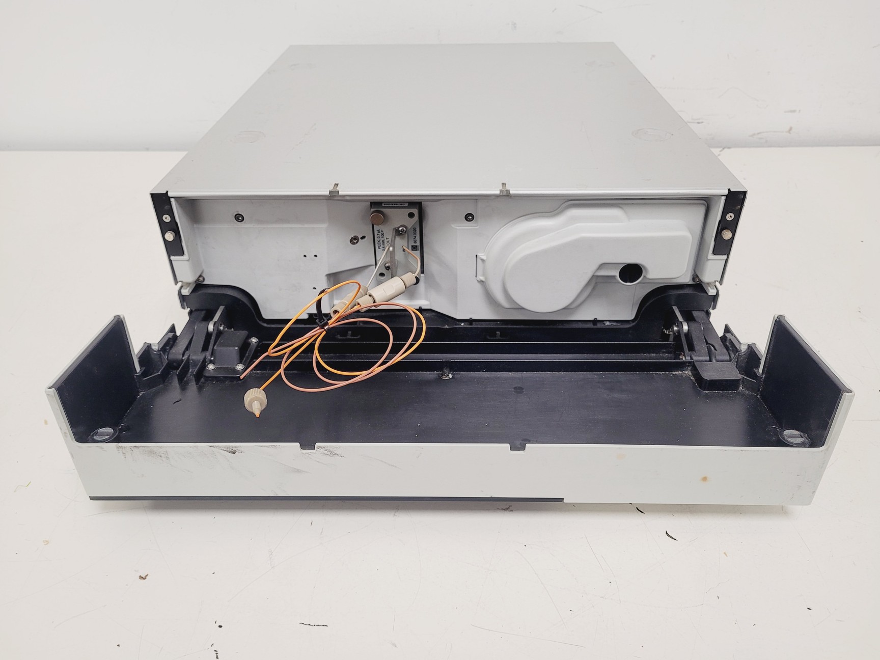 Image of Dionex UltiMate 3000 Variable Wavelength Detector Lab