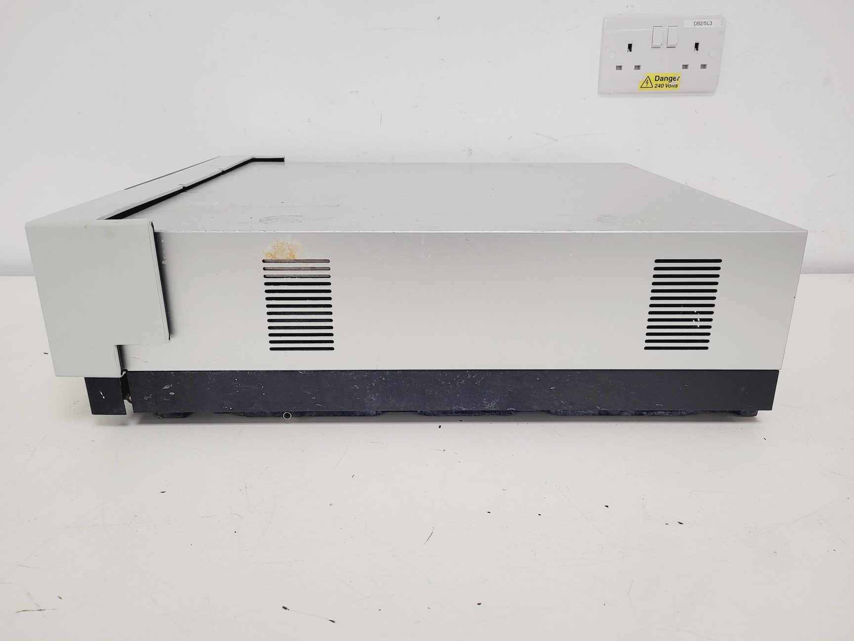 Image of Dionex UltiMate 3000 Variable Wavelength Detector Lab