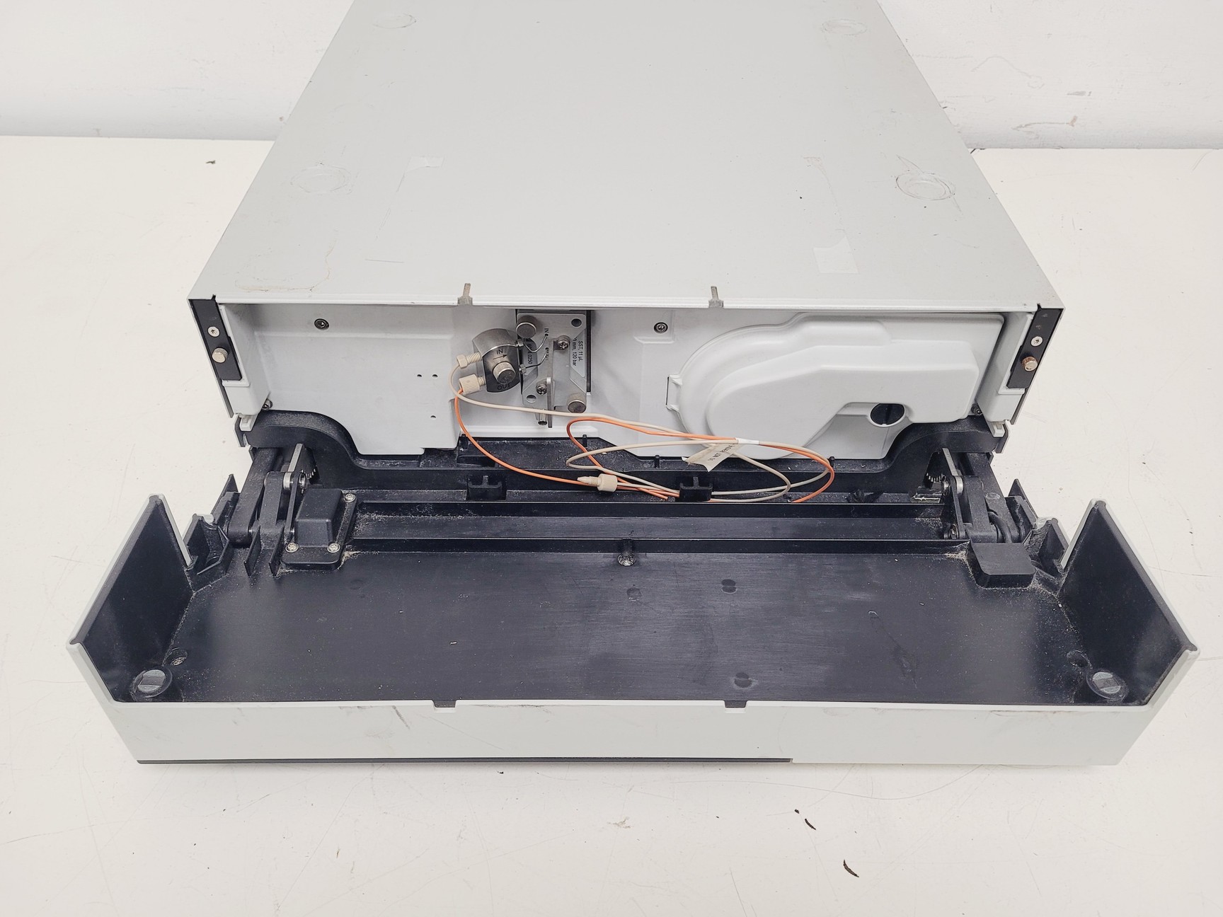 Image of Dionex UltiMate 3000 Variable Wavelength Detector Lab