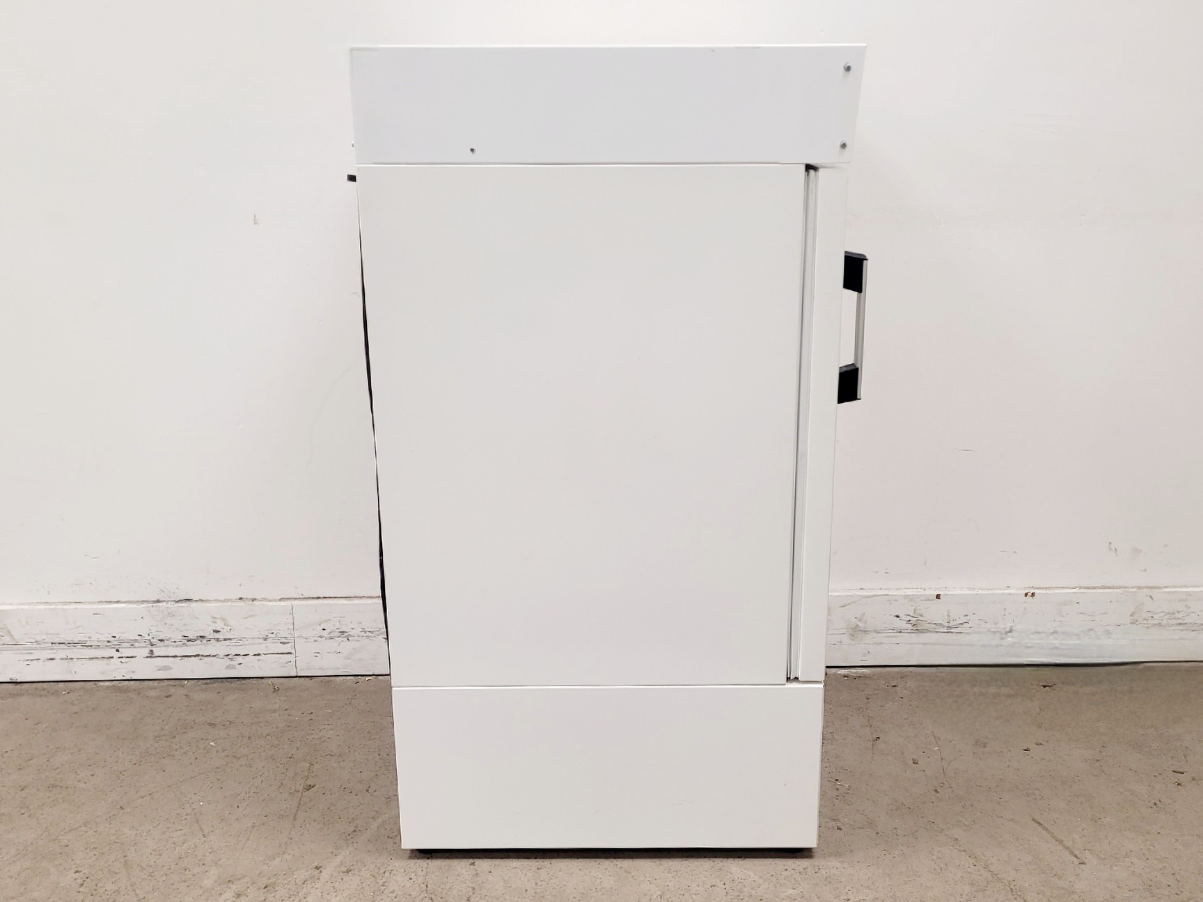 Image of LMS Series 1A Cooled Incubator 120 Lab