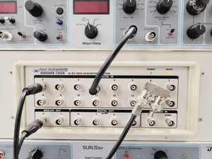 Thumbnail image of Warner Instruments BC-525D, Controller & Axon Instruments Digidata 1322A System