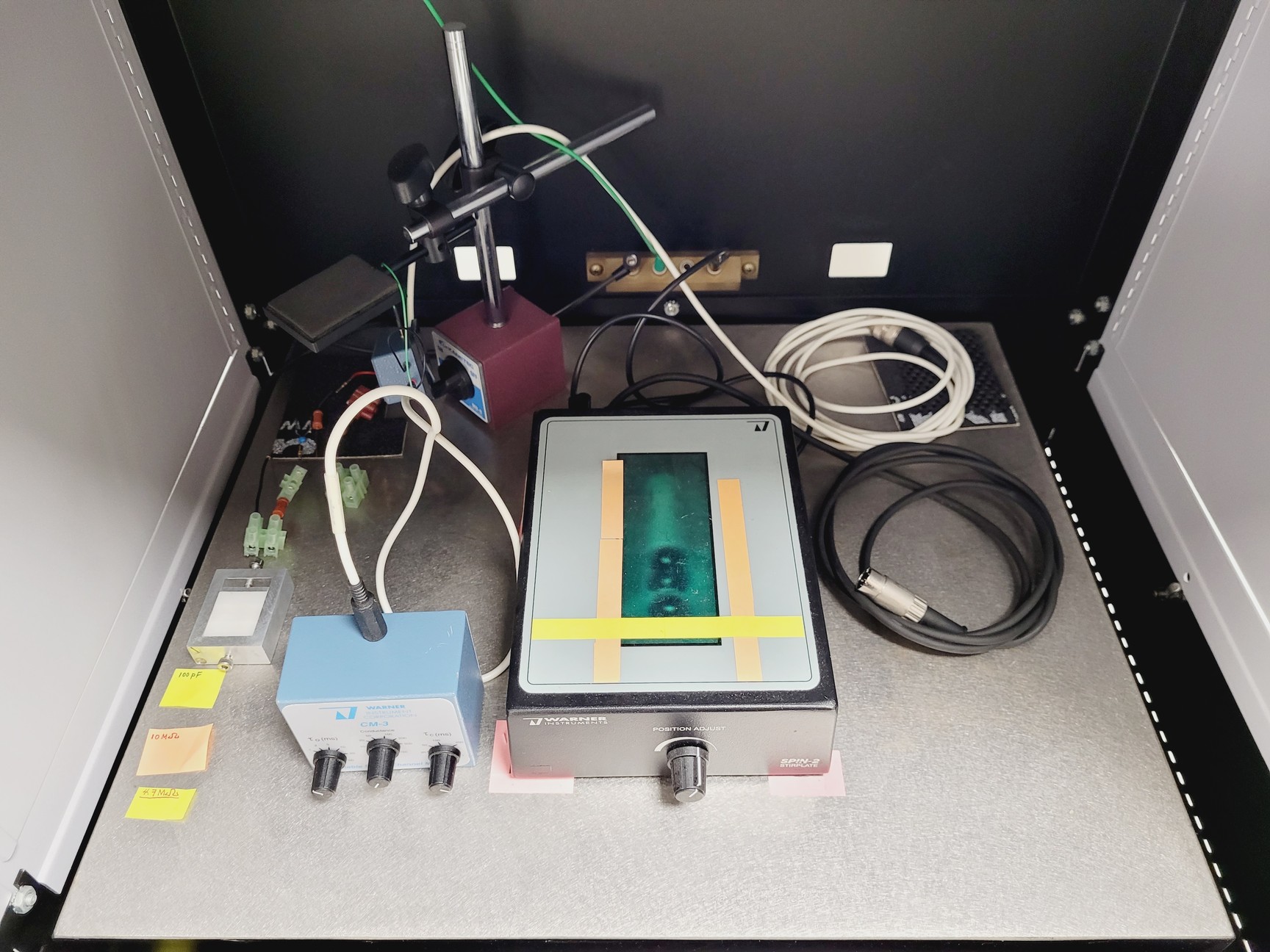 Image of Warner Instruments BC-525D, Controller & Axon Instruments Digidata 1322A System