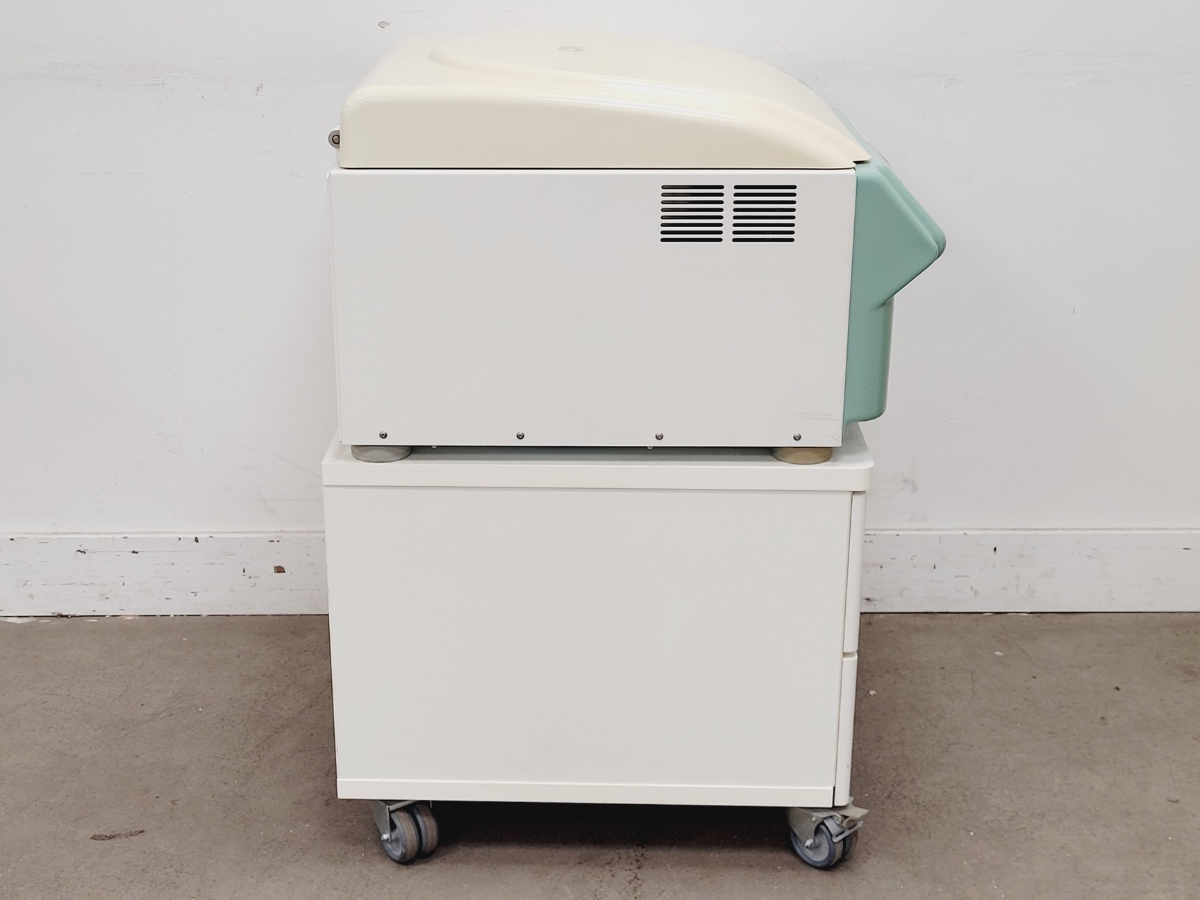 Image of Hettich Rotanta 460R Centrifuge