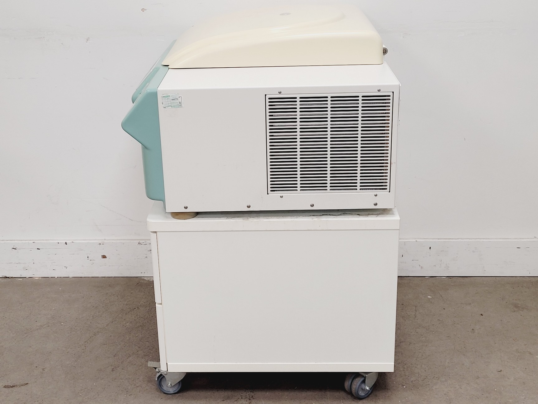 Image of Hettich Rotanta 460R Centrifuge