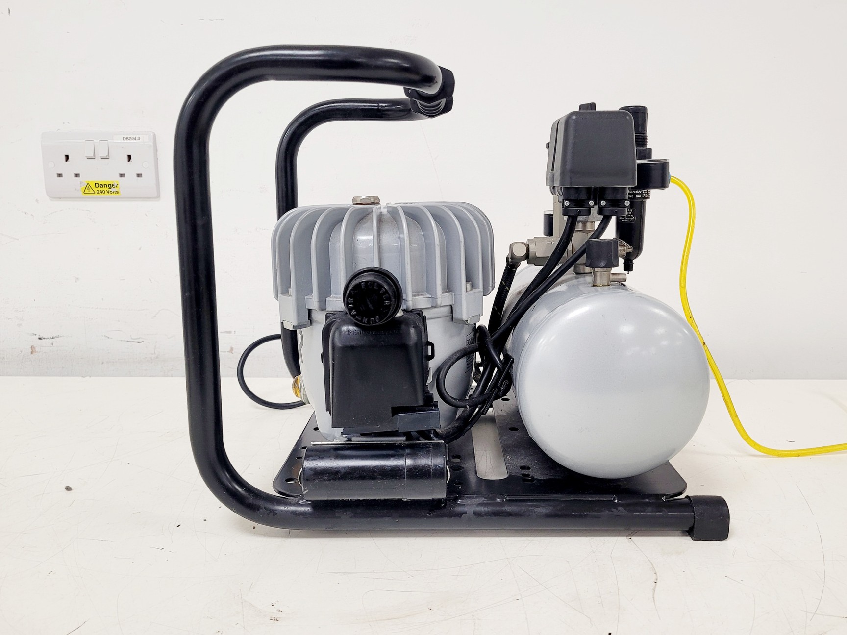 Image of Jun-Air 3-4 Air Compressor