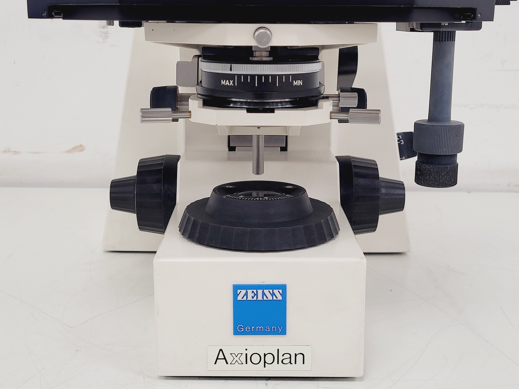 Image of Carl Zeiss Axioplan Compound Microscope w/ 3 x Objectives 4x/10x/100x