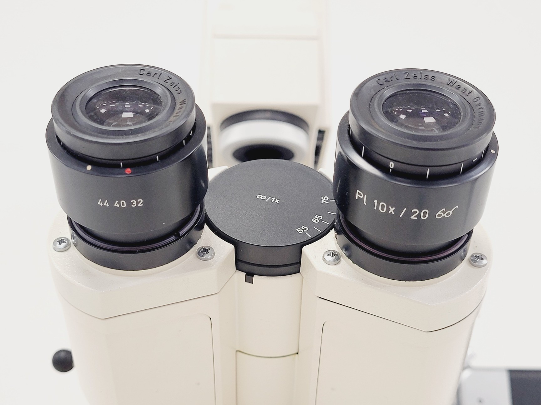 Image of Carl Zeiss Axiovert 10 Inverted Microscope w/ Plan-NEOFLUER 100X/1,30 Oil 44 40 