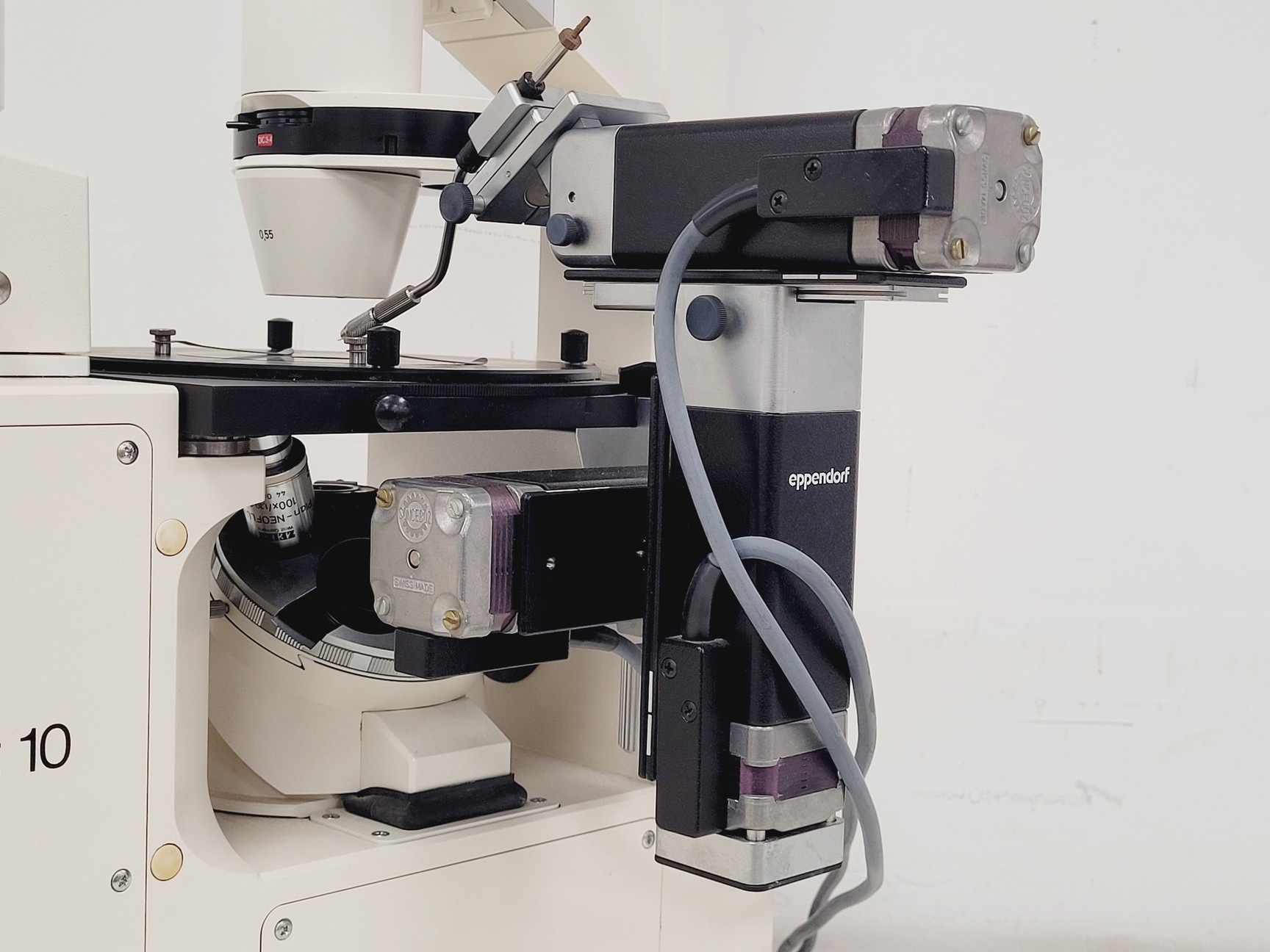 Image of Carl Zeiss Axiovert 10 Inverted Microscope w/ Plan-NEOFLUER 100X/1,30 Oil 44 40 