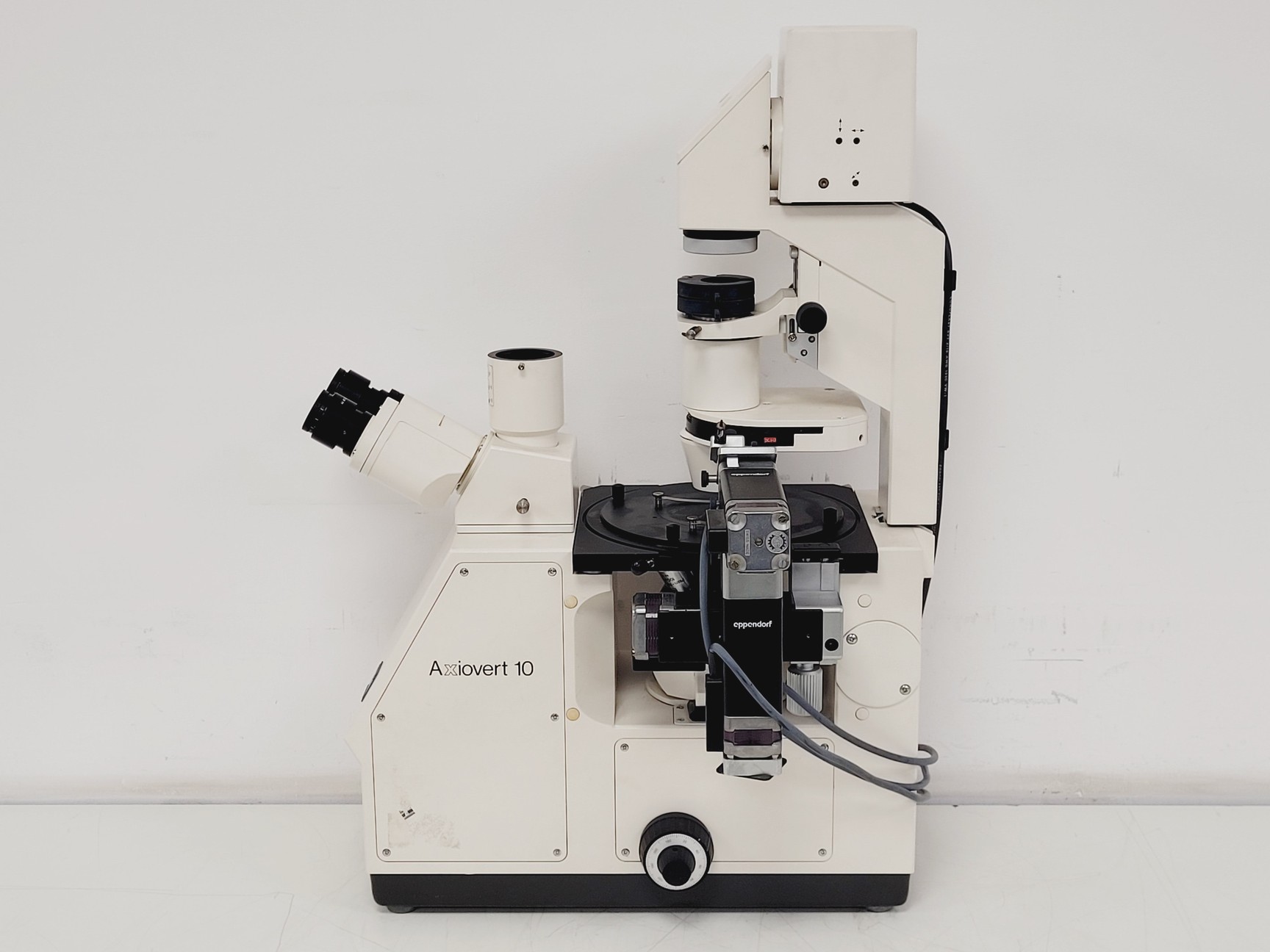 Image of Carl Zeiss Axiovert 10 Inverted Microscope w/ Plan-NEOFLUER 100X/1,30 Oil 44 40 