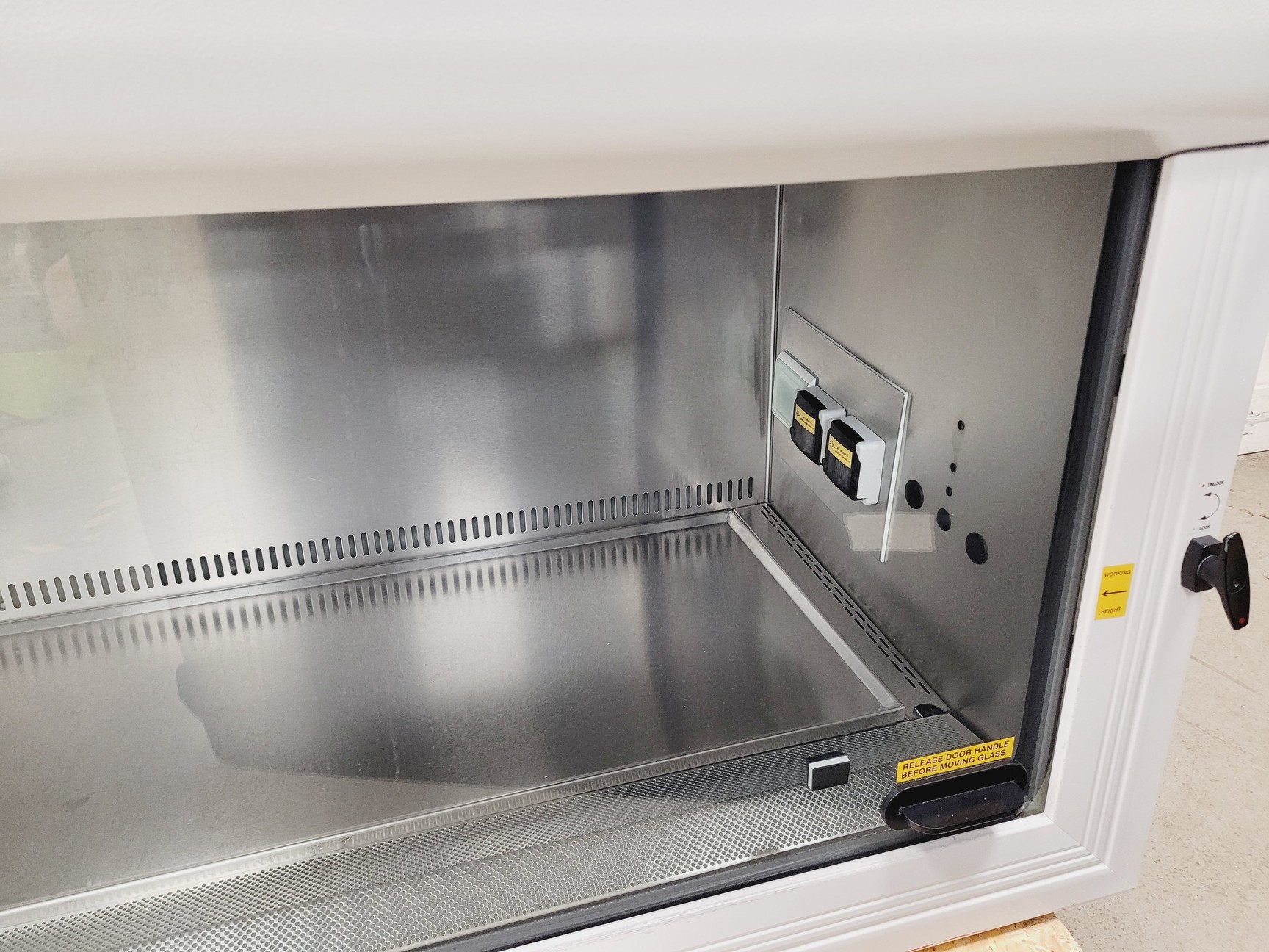Image of Microflow Advanced Bio Safety Cabinet ABS1200CLS2-Mk2