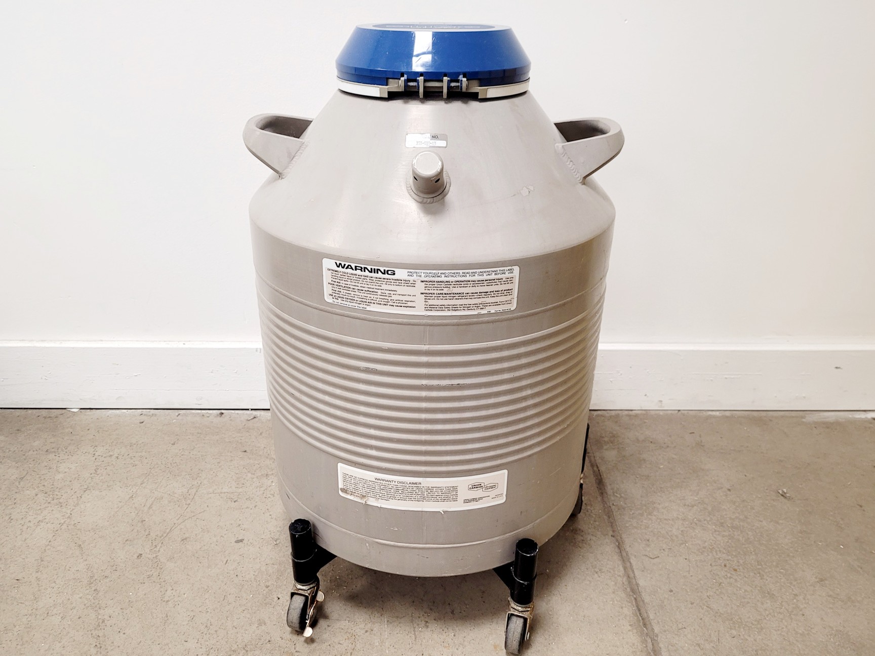 Image of Union Carbide 35HC Liquid Nitrogen Dewar