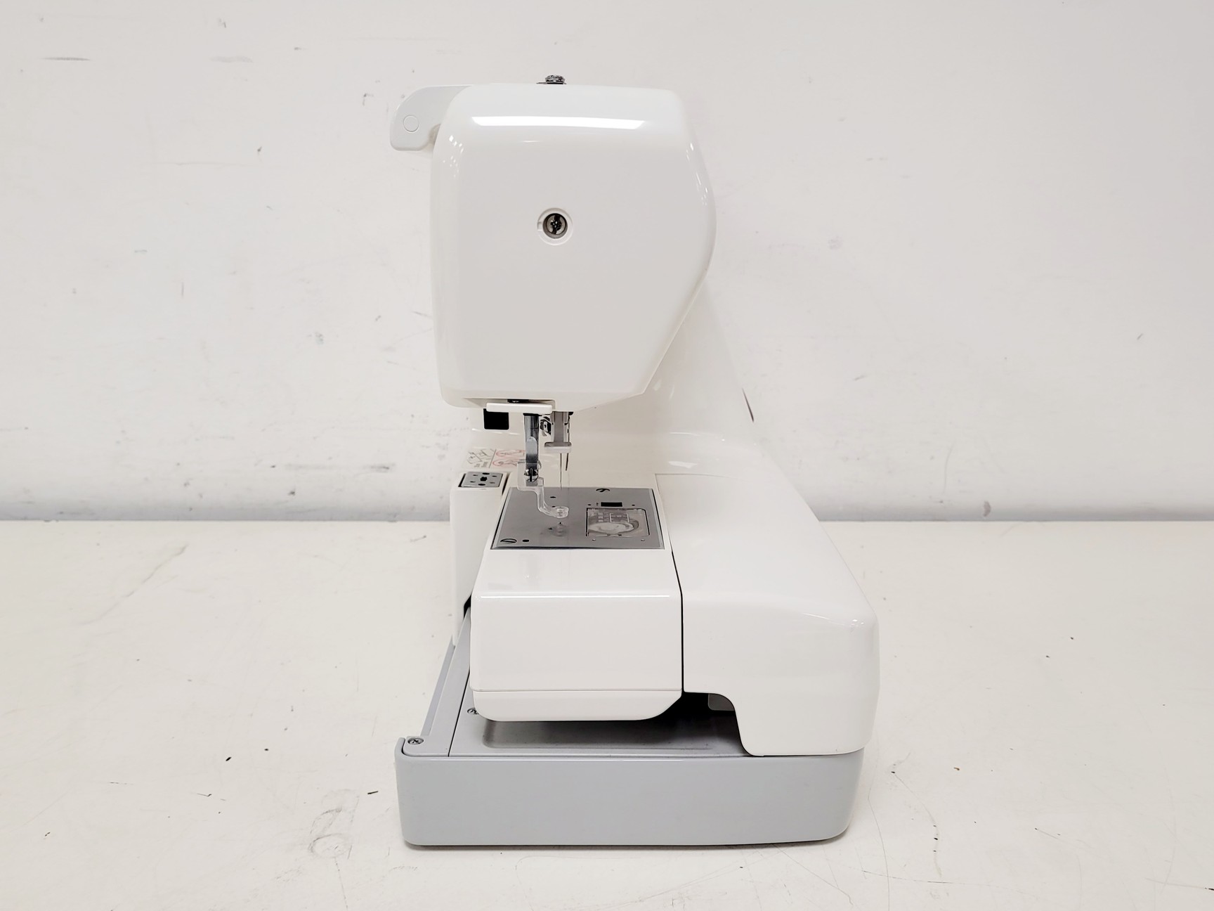 Image of Janome Memory Craft 350 Sewing/Embroidery Machine MC350E